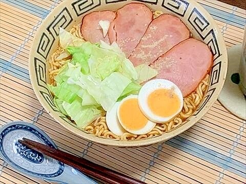 急なご帰宅に…インスタント麺でそれなり昼ラーメンっ